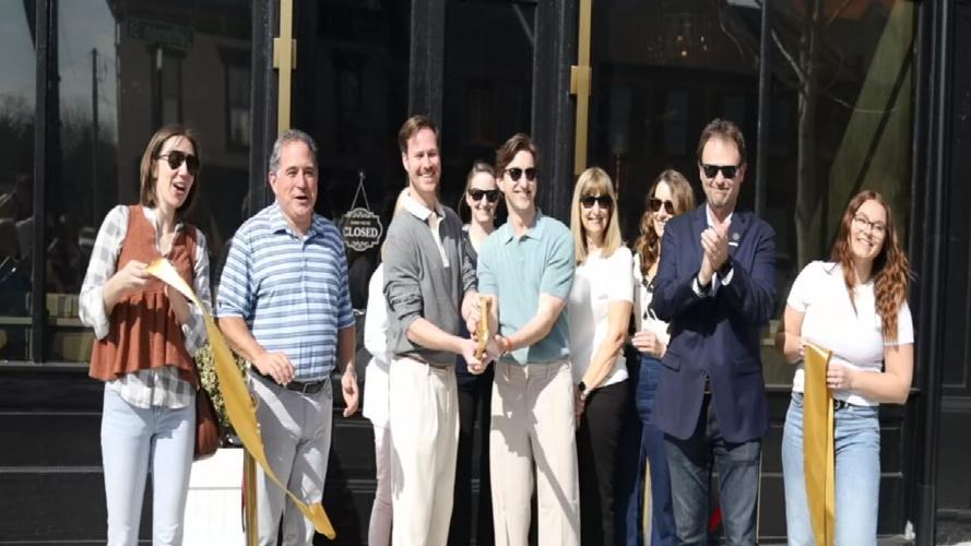 Vintage Lanes Bowling opens in Madison, Indiana