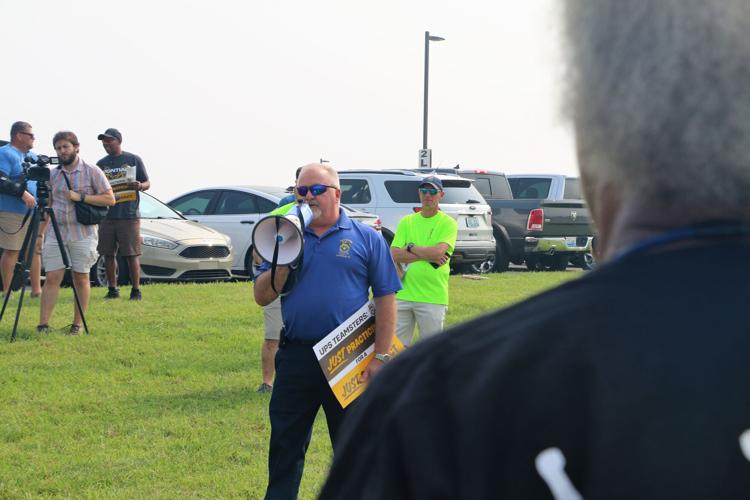 UPS Teamsters Practice Picket