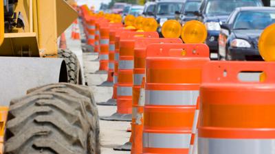 CONSTRUCTION - ROAD CREWS - ORANGE BARRELS - GENERIC FILE  (2).jpg