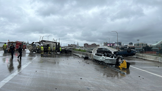 Kennedy overturned truck and vehicles on I-65 South 5-3-25.png