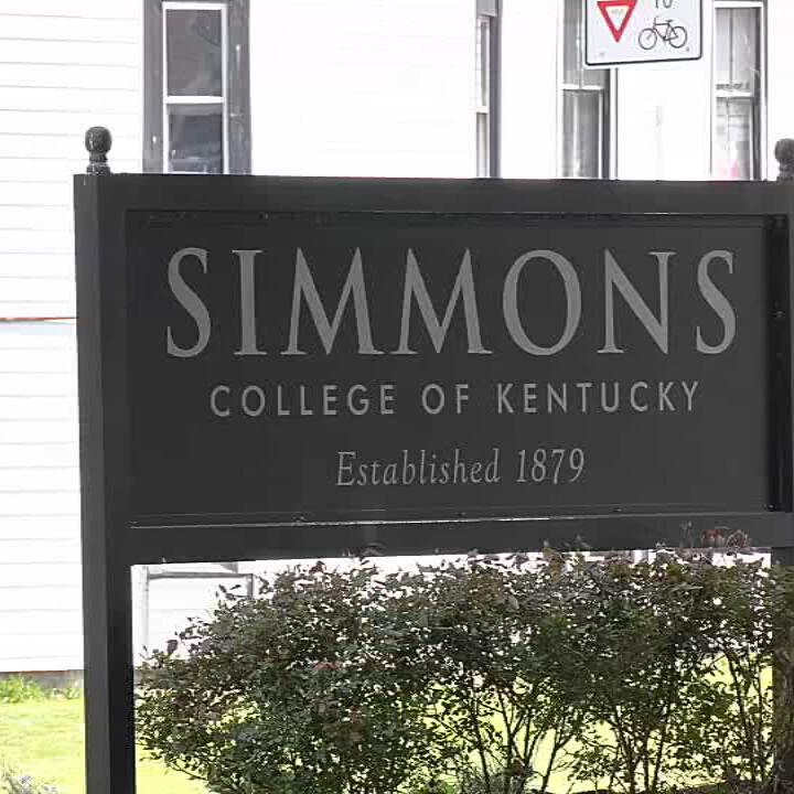 Simmons College expanding academic opportunities, offerings to students  after $10 million donation | Education | wdrb.com
