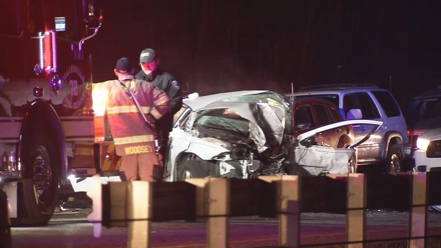 One killed in multiple-vehicle crash on I-265 in southern Indiana