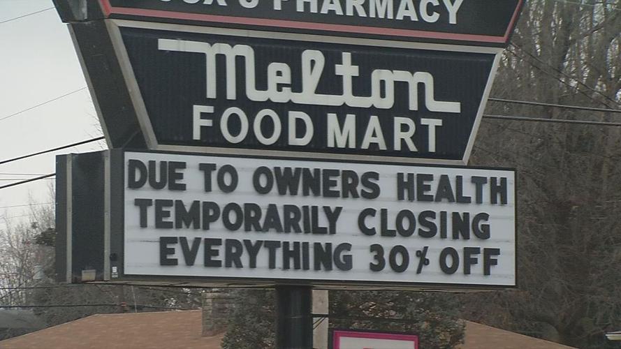 MELTON FOOD MART - SIGN CLOSING 1-2-19.jpg