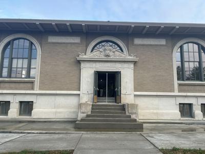 Exterior shot of the Parkland Library