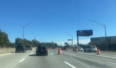 Traffic on the Watterson Expressway near Poplar Level Road