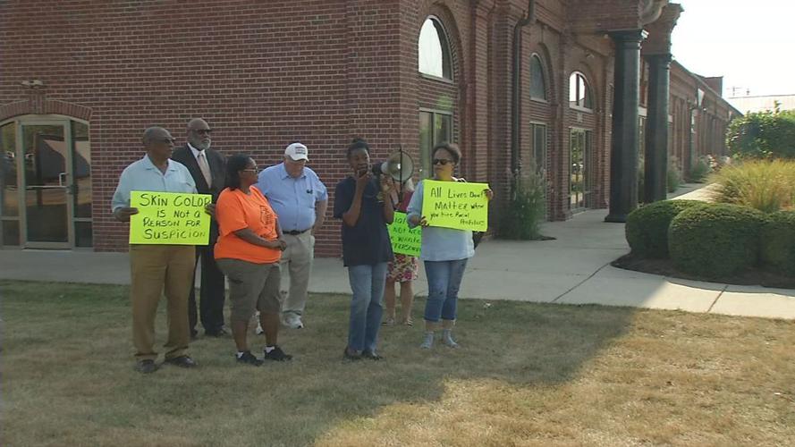 Jeffersonville resident protest hiring of police officer named in 3 civil rights lawsuits