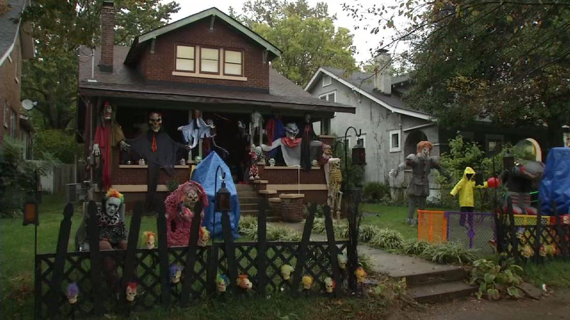 Decorations Disappearing From Hillcrest Avenue Days Before