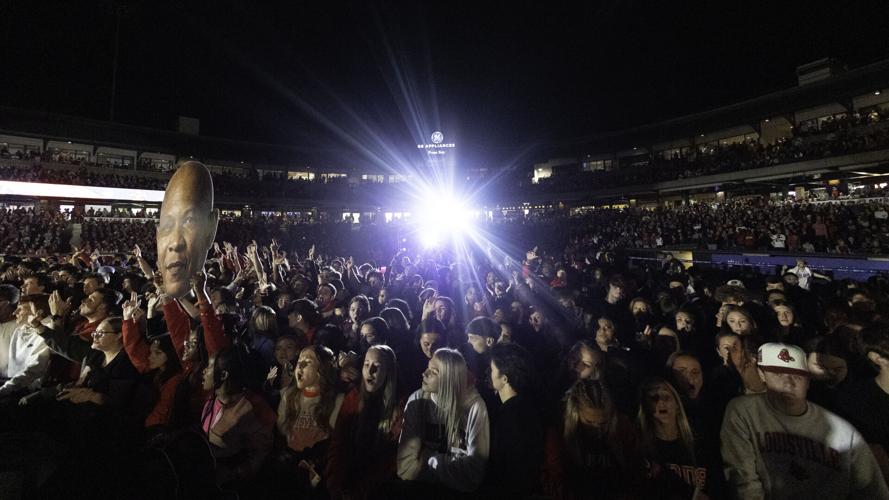 Louisville Live8403.jpg