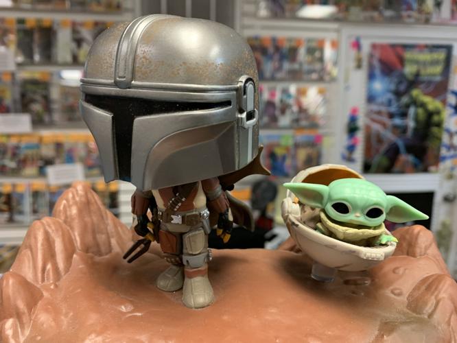 Mandalorian and Grogu action figures at LouisvilleCon