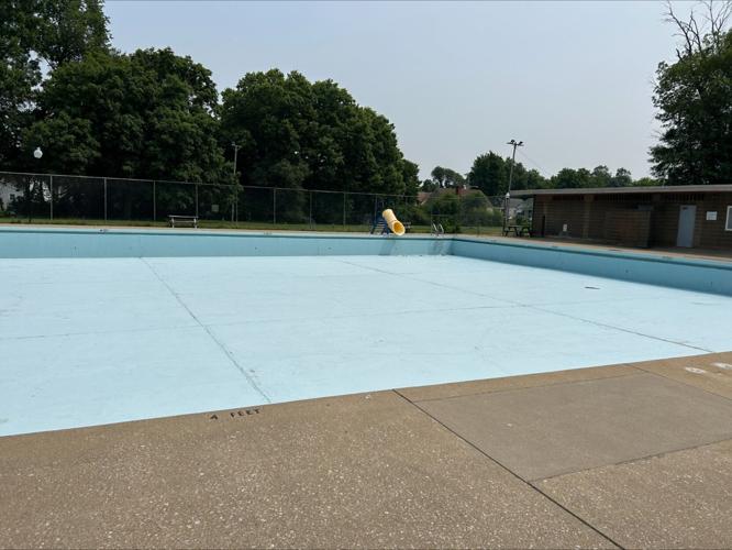 Algonquin pool announcement 2.jpg