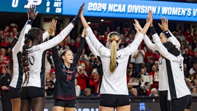 UL NCAA Volleyball Purdue-24.jpg