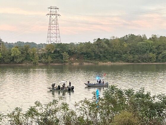 Crews working to recover submerged Nissan Pathfinder belonging to Stephanie Van Nguyen