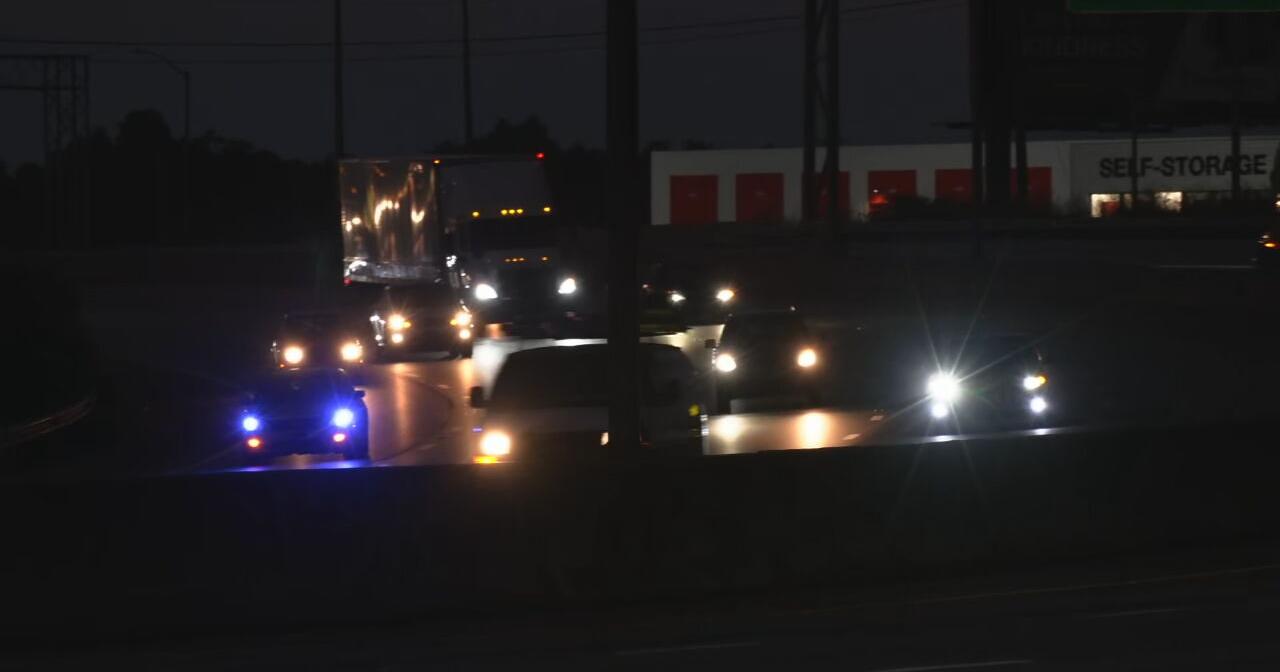 Streetlights not working on more than 2-mile stretch of I-65 in Louisville - Vimarsana News