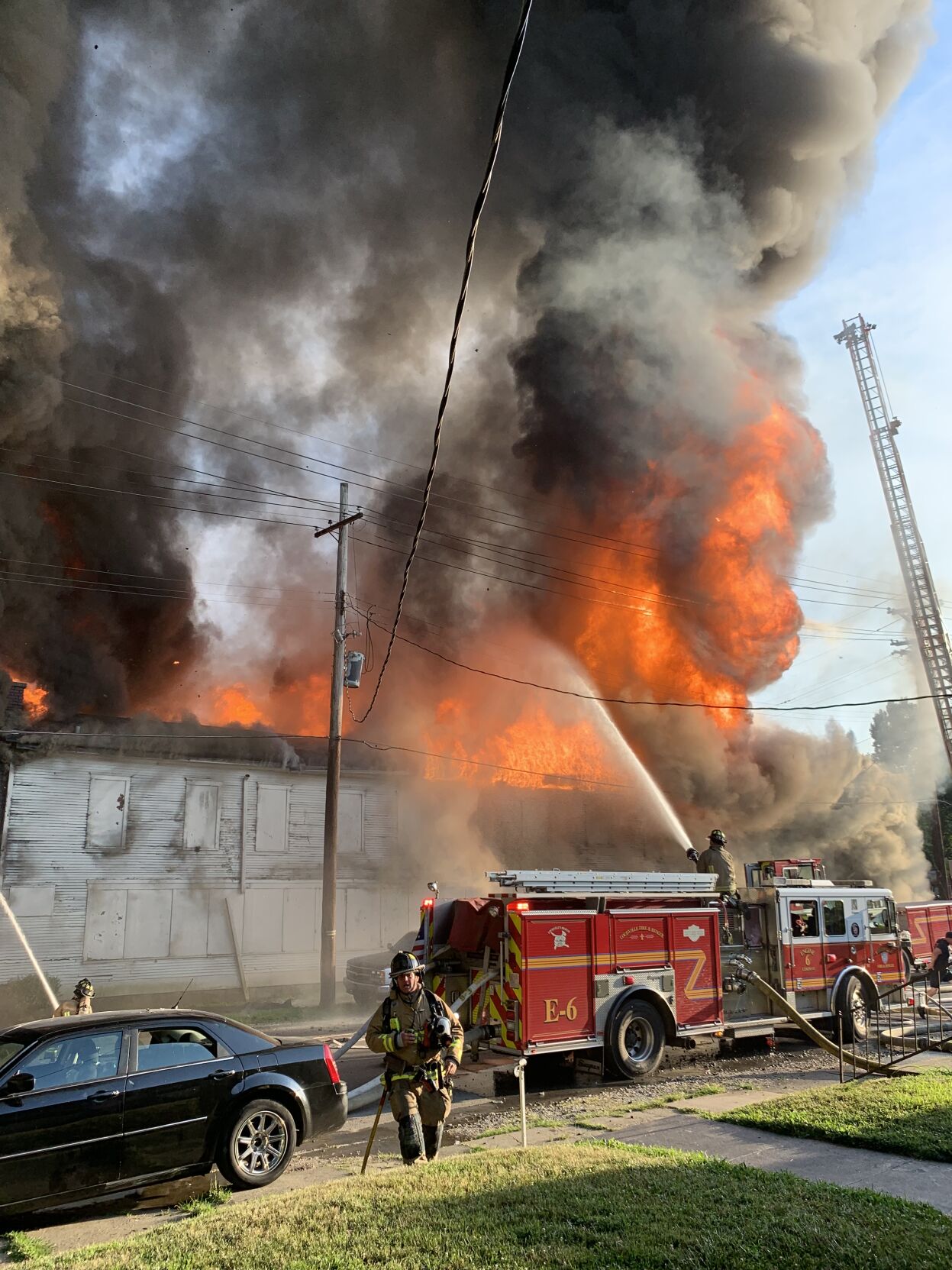 Louisville Russell neighborhood fire