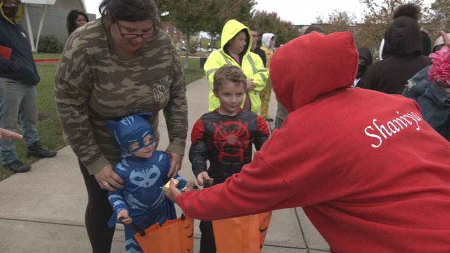 JEFFERSONVILLE BOOFEST 10VO.transfer_frame_1966.jpeg