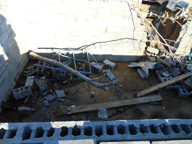 HENRYVILLE TORNADO DAMAGE MARCH 2012 (81).JPG