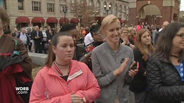 Kindred Healthcare Opens New Downtown Building With No Mention Of Pending Sale Business Wdrb Com