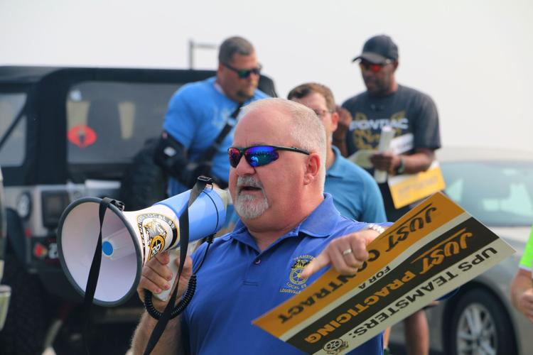 UPS Teamsters Practice Picket