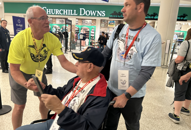 Veterans leave Louisville for Honor Flight Bluegrass