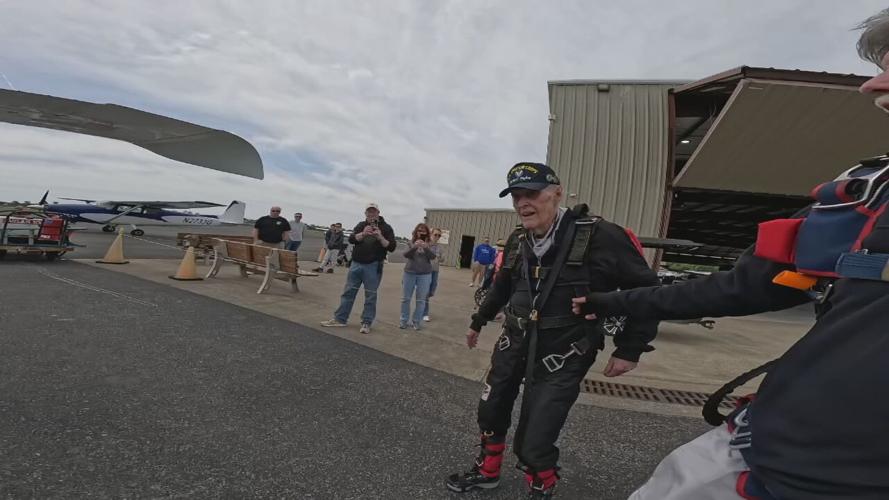 Lee Smith WWII veteran skydives for 100th birthday