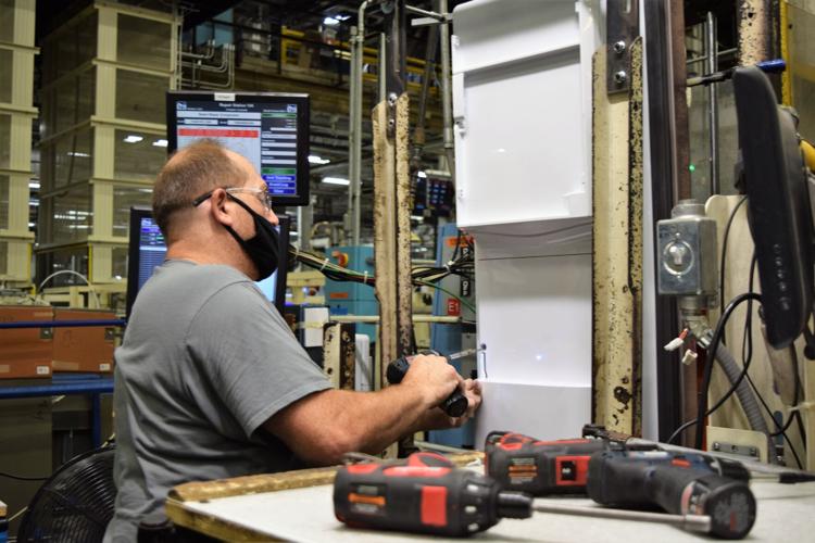 GE Appliances  WIllie Eddins door repairman Building 5 Appliance Park Refrigerator Plant 7-19-21 (9).JPG