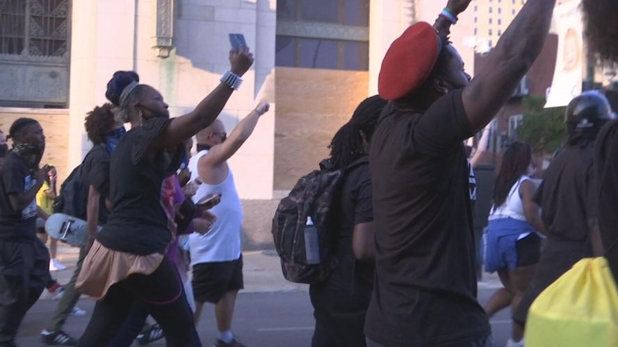 Protesters march through downtown Louisville 9/26/20
