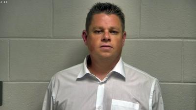 Feds charge ex-LMPD officer in teen sex abuse scandal