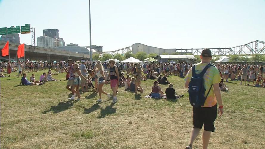 Forecastle Crowds