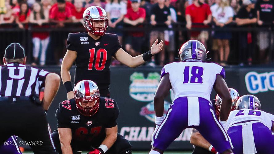 WKU quarterback Steven Duncan