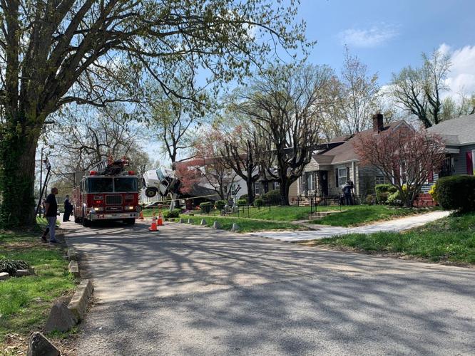CRANE INTO HOUSE - 4-7-2021  (1).jpeg