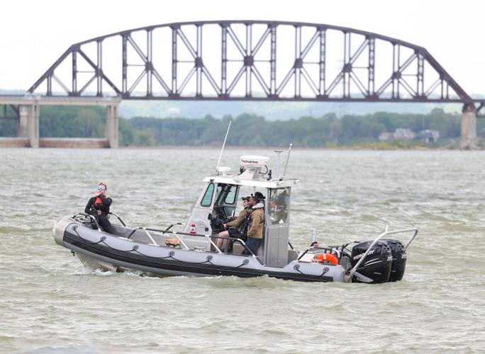 Coast guard patrols the Ohio River.JPG