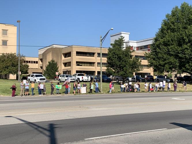 BAPTIST HEALTH HARDIN PROTEST OVER VACCINE MANDATE 8-4-2021  (4).JPG