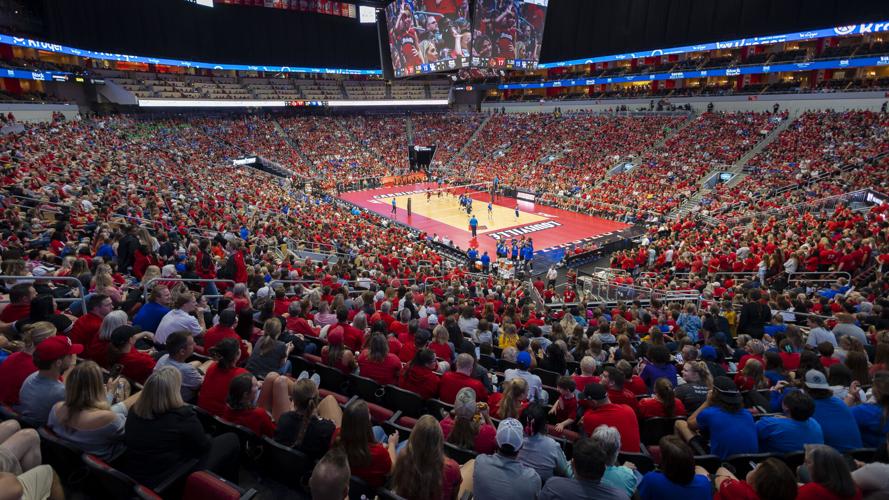 Louisville volleyball record crowd