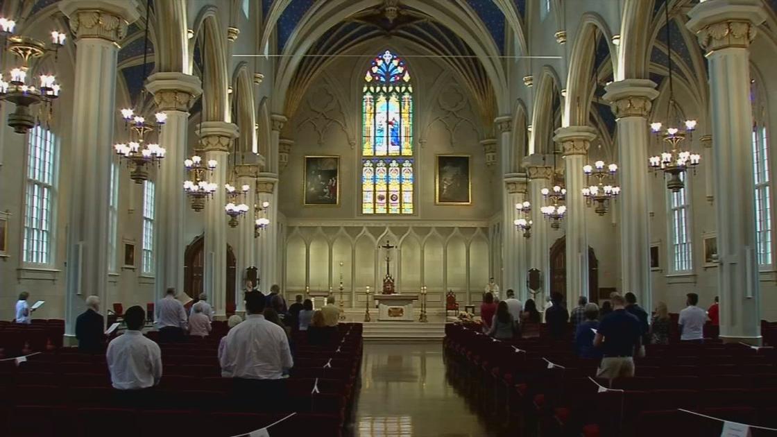 louisville-catholic-churches-welcome-back-parishioners-for-in-person