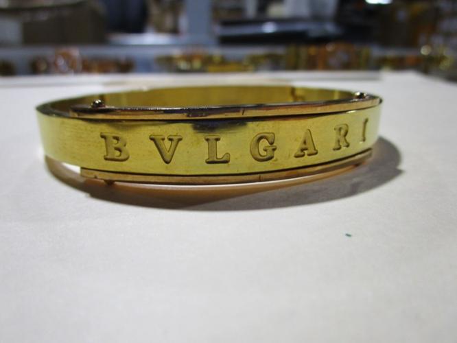 Fake designer jewelry seized at Lou. airport - 7.3.24