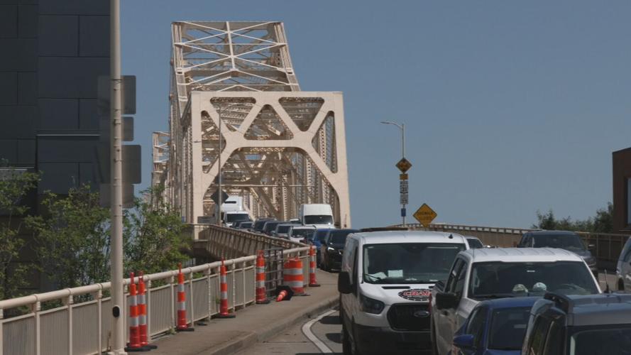 2nd Street Bridge traffic