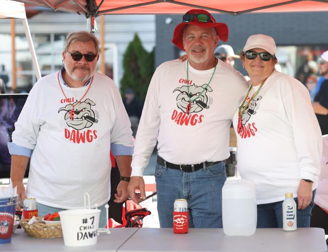 Louisville's Great Chili Cook off - Chili Dawgs.JPG
