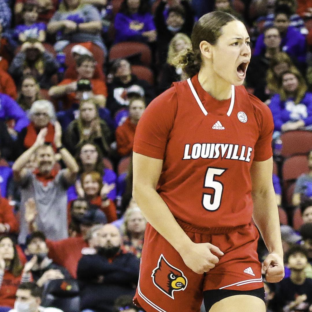 KSP to hand out free UofL, UK t-shirts