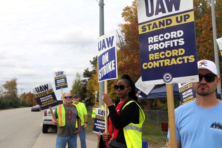 Kentucky Truck Plant picket line 10-25-23