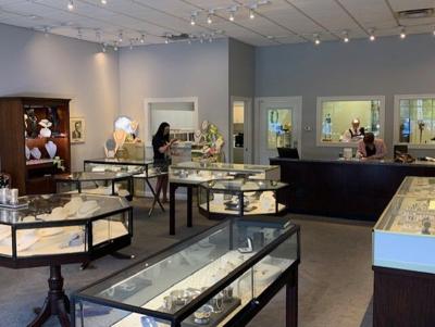 Moore Jewelry closing