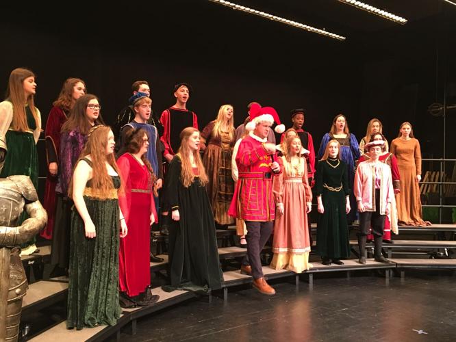ATHERTON MADRIGAL CHOIR - KEITH KAISER 12-4-19  (5).jpeg