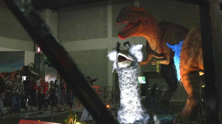 JURASSIC QUEST SHOW