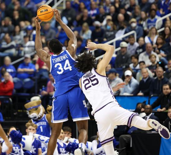 Oscar Tshiebwe rebound tall