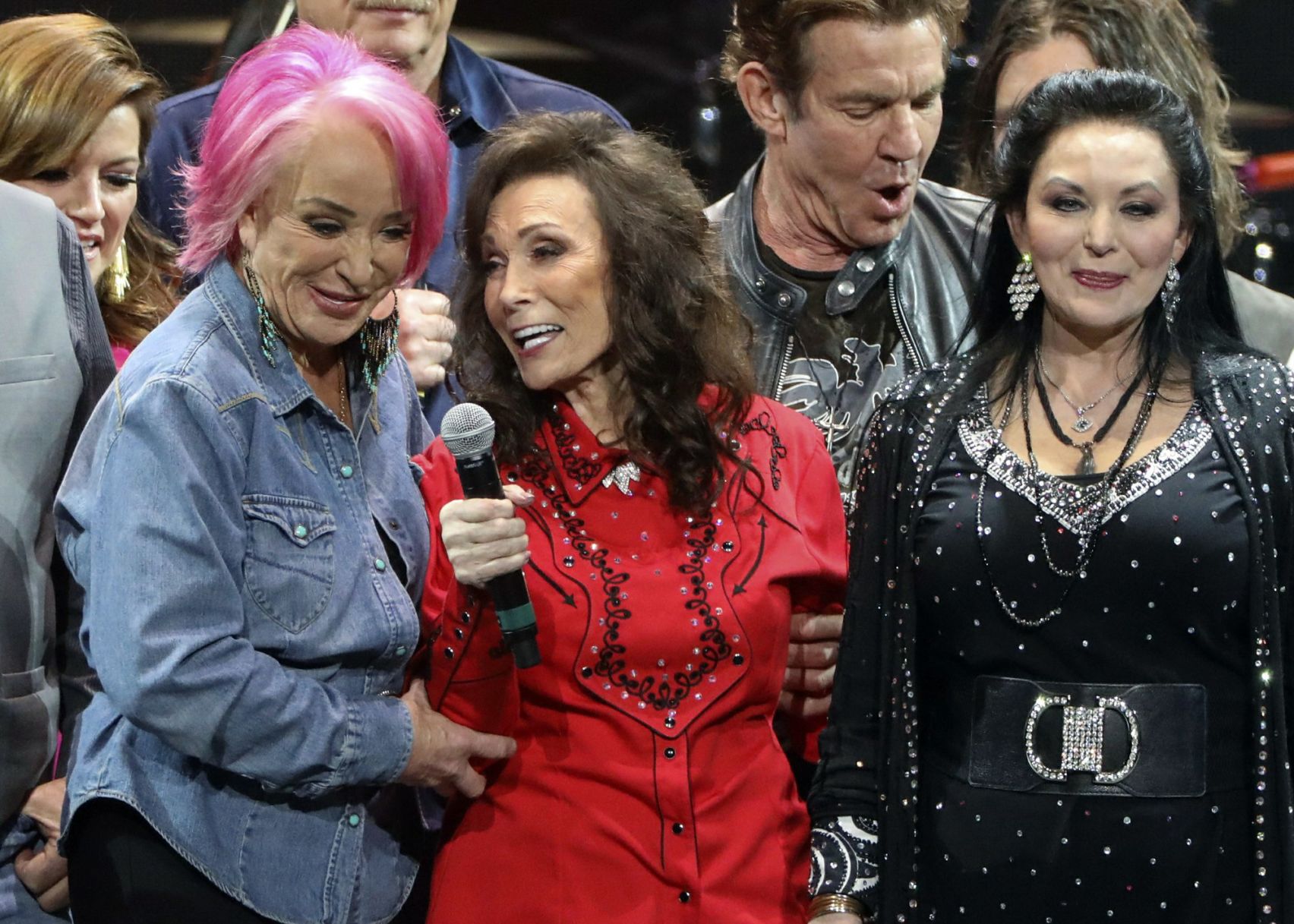 LORETTA LYNN SINGS WITH FRIENDS 87TH BIRTHDAY - 4-1-19 - AP.jpeg
