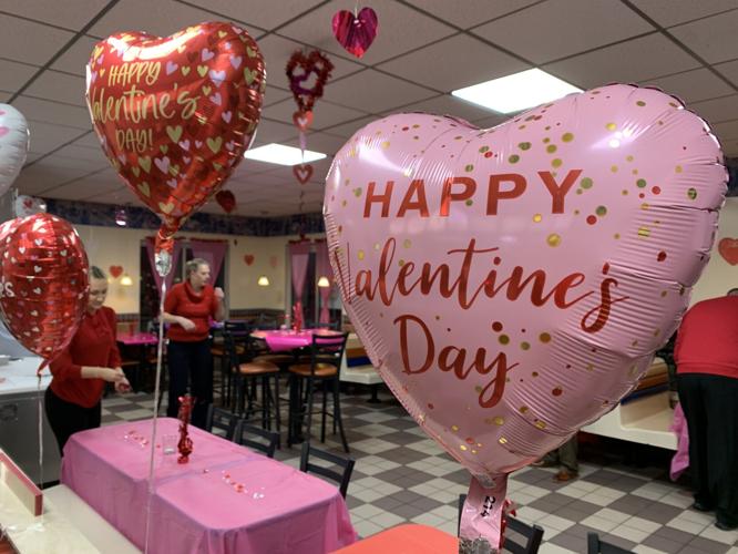 WHITE CASTLE VALENTINES DAY - KK - 2-14-2023 (3).JPG