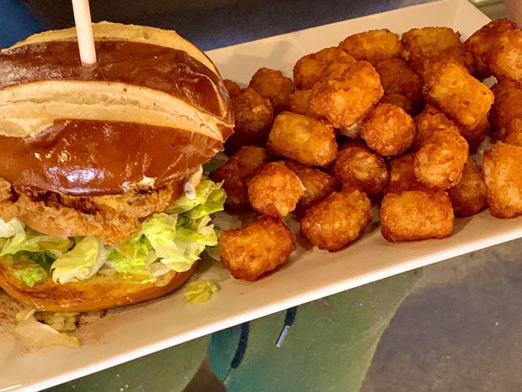 VGrits restaurant closing location in Highlands, moving to Logan