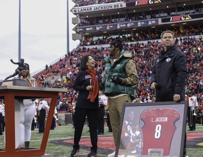 Louisville will retire Lamar Jackson's No. 8 on Nov. 13 - Card Chronicle