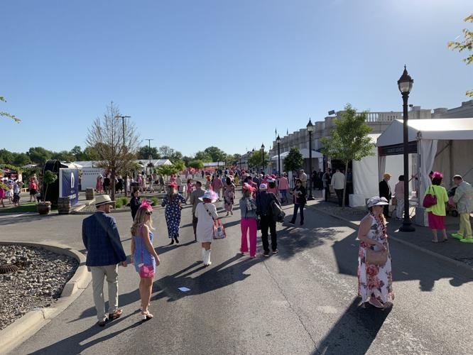 OAKS CROWDS MORE 5-5-2023     (1).JPG