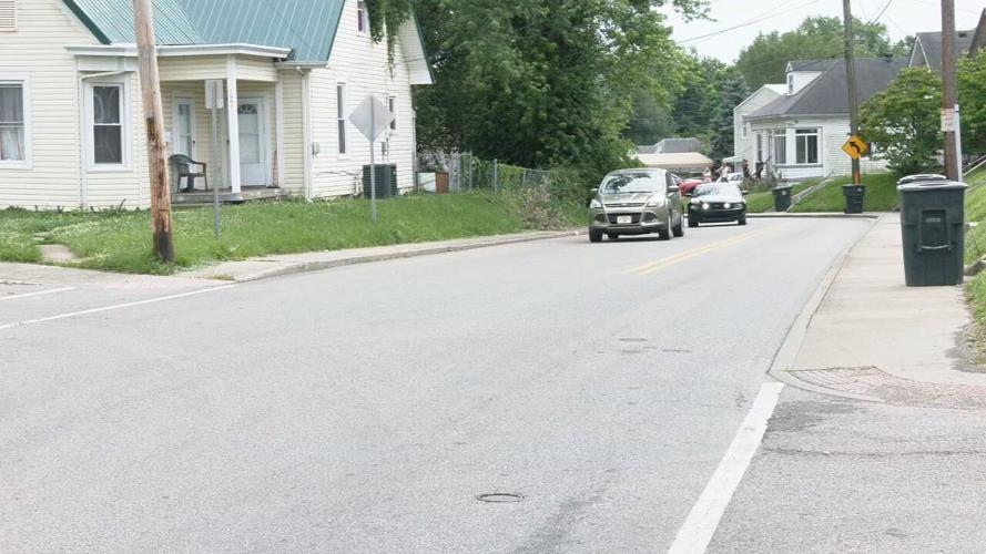 Charlestown Road in New Albany