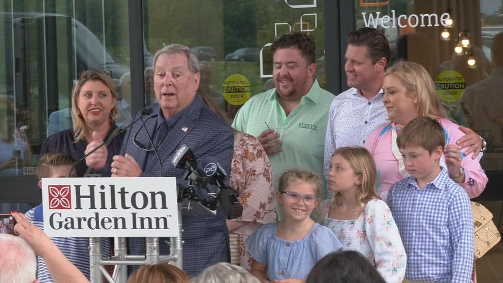 Fuzzy Zoeller attends ribbon cutting of new Hilton Garden Inn in